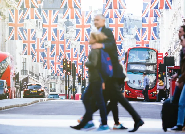 Union Jack vlajky na Regent Street — Stock fotografie