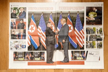 Kapak Trump Kim ile birden fazla uluslararası Gazeteler