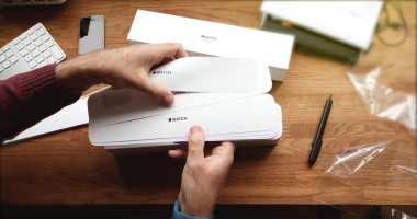 POV unboxing ve ilk çalışma Apple Watch serisi 3