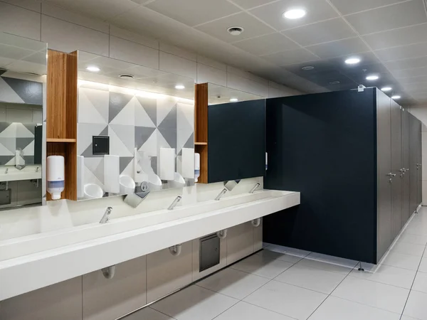 Male toilet in Airport — Stock Photo, Image