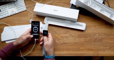 POV unboxing ve ilk çalışma Apple Watch serisi 3