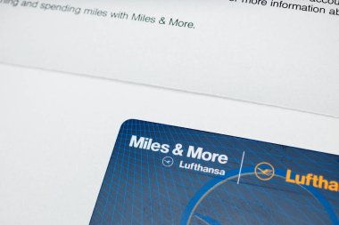 Mil ve daha fazla kart noktası Lufthansa kartından