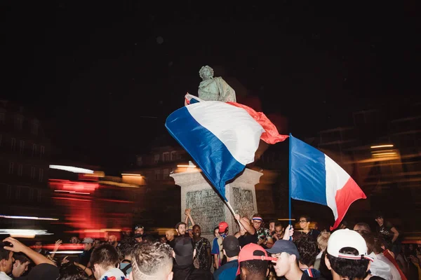 Strasburg Francja Lipca 2018 Francuski Macha Flagą Central Place Kleber — Zdjęcie stockowe