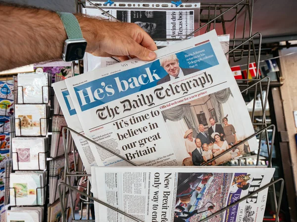 The Daily Telegraph y Boris Jhonson ex político del Reino Unido — Foto de Stock