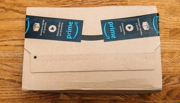 Paříž Francie Července 2018 Amazon Prime Pozemku Lepenkových Box Páskou — Stock fotografie