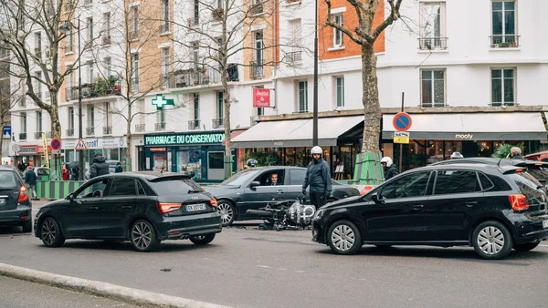 París Francia Ene 2018 Accidente Tráfico Calle Paris Rue Courcelles — Foto de Stock