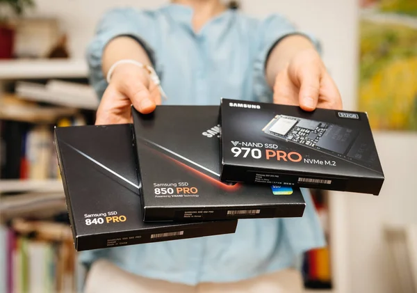 프랑스 2018 Nvme Pcie Ssd 드라이브 디스크의 상자의 970 950 — 스톡 사진