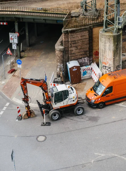 Hamburg Niemcy Mar 2018 Góry Strzał Roadwork Sprzęt Koparka Orange — Zdjęcie stockowe