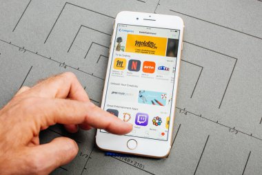 Apple iphone app Plus uygulama yazılım