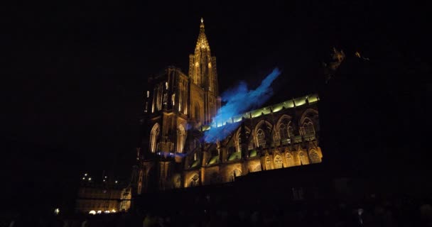 Atmosféra Vánoční Trh Francii Štrasburk Zdobené Budovami Světly Anděly Katedrála — Stock video