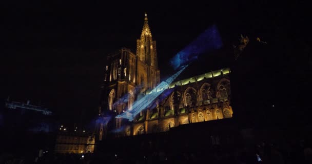 Christmas Market Atmosphere France Strasbourg Decorated Buildings Lights Angels Notre — Stock Video