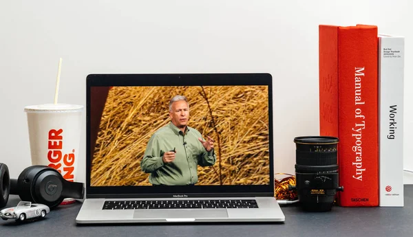 Londres Septiembre 2018 Apple Computers Sitio Web Internet Pulgadas 2018 —  Fotos de Stock