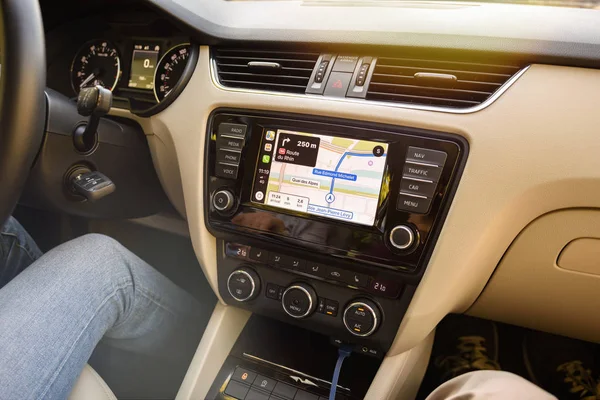 Strasbourg Francia Sep 2018 Carplay Apple Pantalla Del Tablero Instrumentos — Foto de Stock