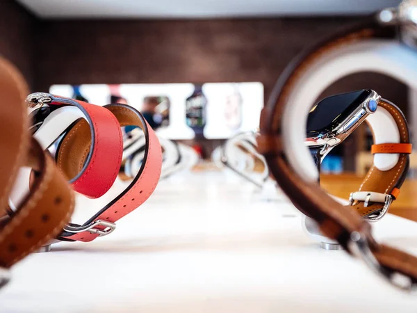 Strasbourg France Sep 2018 Apple Store Rows New Latest Watch — Stock Photo, Image