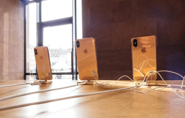 Štrasburk Francie Září 2018 Apple Store Novým Nejnovější Iphone Max — Stock fotografie