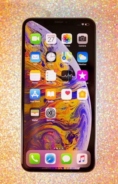 Apple iPhone Xs Max Xr золото блестки блестящий фон — стоковое фото