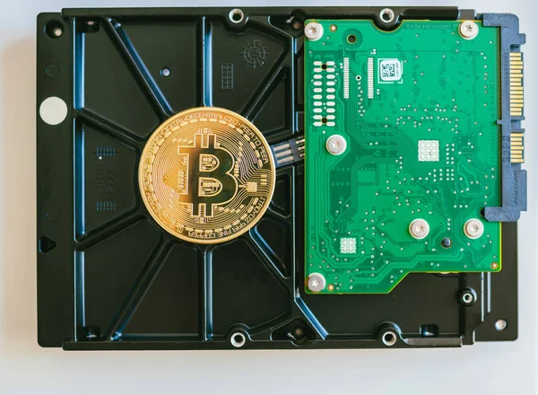 London United Kingdom Jun 2014 Golden Bitcoin Hdd Hard Disk — Stock Photo, Image