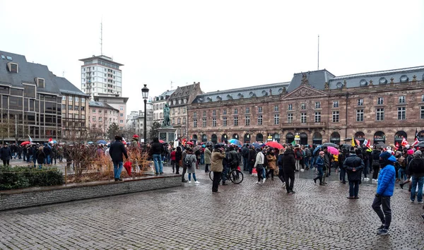 Protest przeciwko Macron francuskiego rządu ciąg reform Aubet — Zdjęcie stockowe