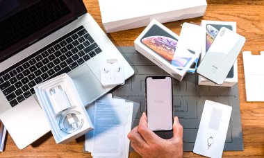 Görünüm tablo unboxing yeni iphone Xs yukarıda ve Max sürümü