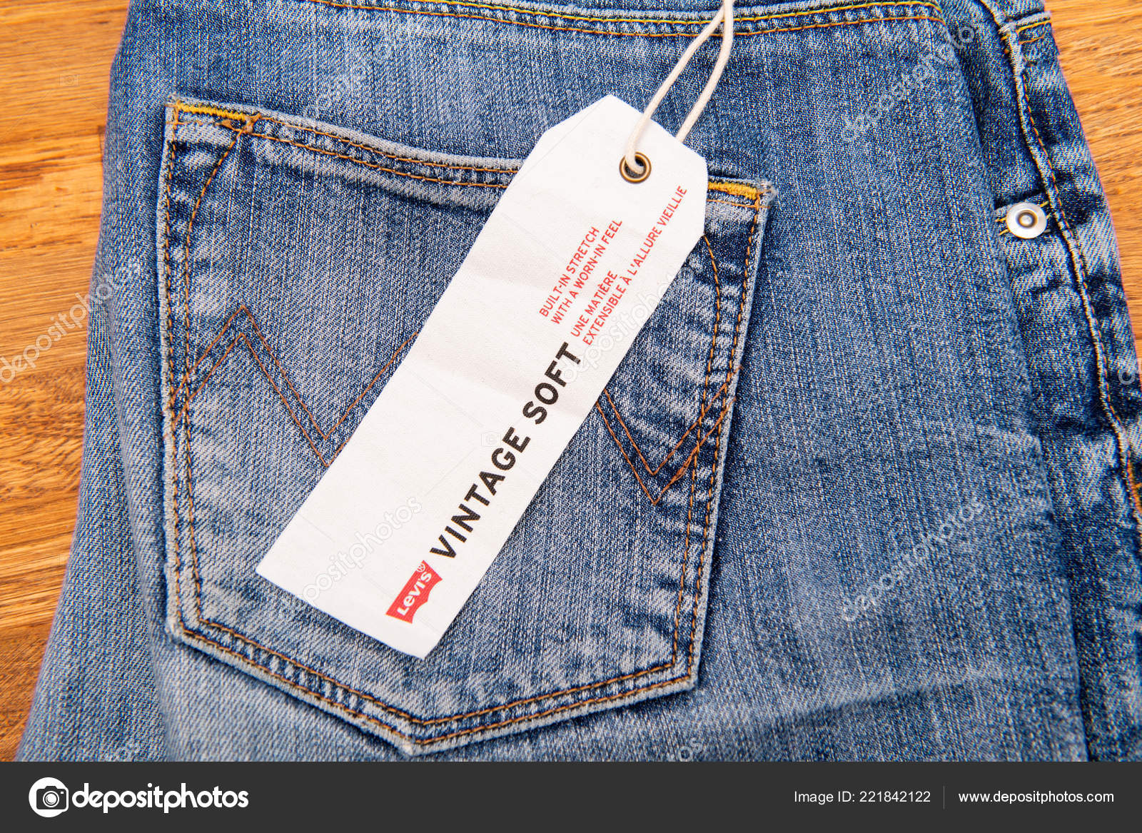 levi jeans stock price
