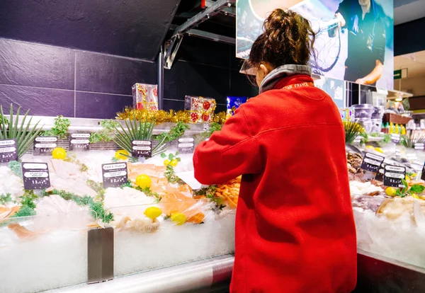 Strasbourg Francia Dec 2018 Supermercato Francese Che Vende Gamberetti Marini — Foto Stock