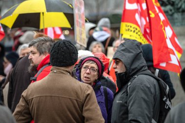 Strasbourg, Fransa - 22 Mar 2018: Place Kleber Cgt genel Konfederasyonu işçi gösteri sırasında kare toplama insanlar Macron Fransız hükümet dize reformların - büyükler karşı protesto