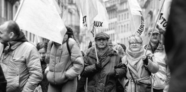 Strasbourg, Fransa - 22 Mar 2018: Cgt genel afişini de gösteri ile işçi İşçi Konfederasyonu protesto karşı Macron Fransız hükümet dize reformların - yaşlılar önünde ilk satır