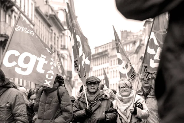 ストラスブール フランス 2018 Cgt デモのプラカードを持つ労働の労働者の一般的な連合は抗議改革 最初の行の前に先輩のマカロン フランス政府文字列 — ストック写真