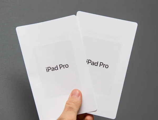 Nieuwe Computers van Apple ipad Pro tablet insutrction handleiding — Stockfoto