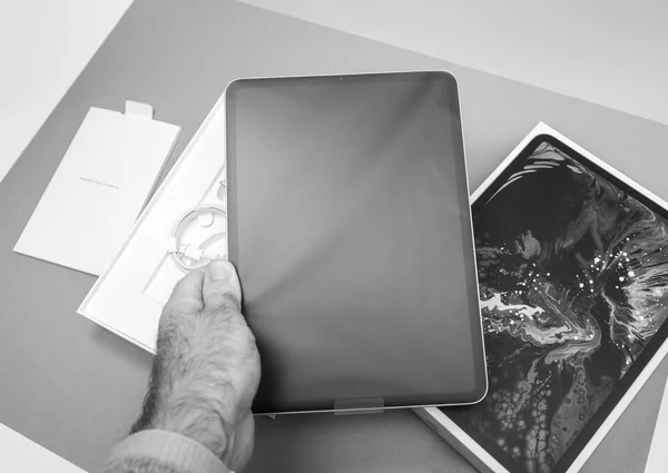 Nové počítače Apple ipad Pro tablet — Stock fotografie