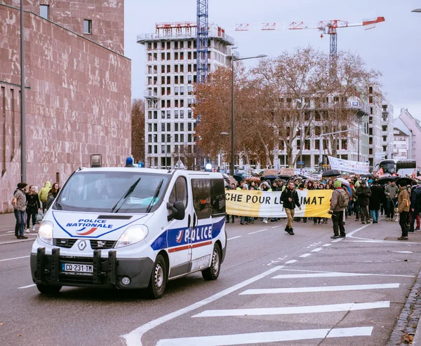 Marche Pour Le Climat yürüyüşü Fransız caddesini koruyor — Stok fotoğraf