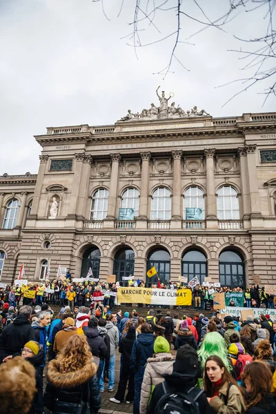 Lidi v Marche Pour Le Climat ve Francii před U — Stock fotografie