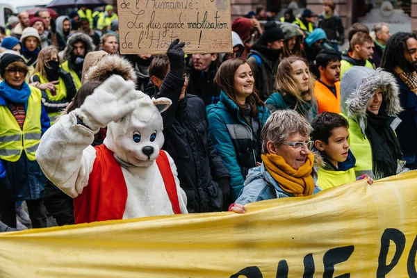 Marche Pour Le Climat march protest demonstration on French stre — Stock Photo, Image