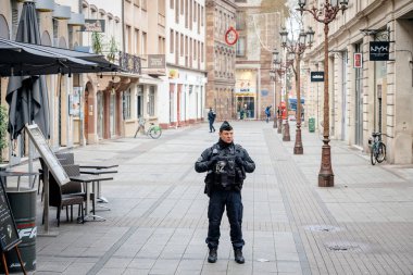 Göz hapsinde terörist saldırı sahne Strasbour saldırıdan sonra polis