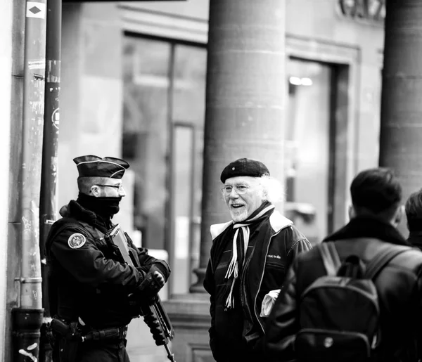 Göz hapsinde terörist saldırı sahne Strasbour saldırıdan sonra polis — Stok fotoğraf