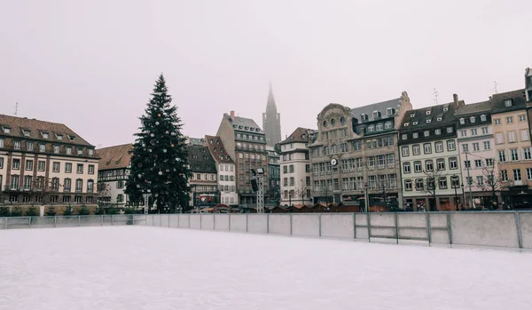 Noel pazarı, terörist saldırılar sonra Strasbourg Fransa — Stok fotoğraf