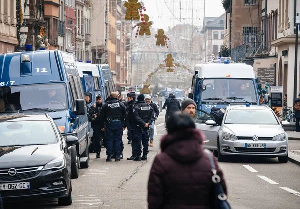 フランスのストラスブールのクリスマス マーケットでのテロ攻撃の後 — ストック写真