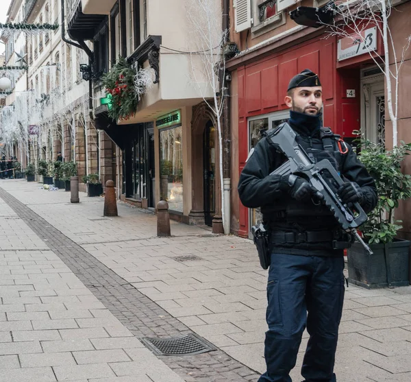 Noel pazarı, terörist saldırılar sonra Strasbourg Fransa 