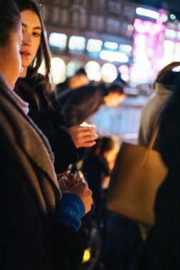 Haraç Terro mağdurlarına ödeme Strasbourg kişilerde yas