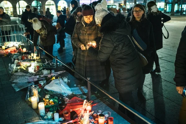 Haraç mağdurlarına ödeme Strasbourg kişilerde yas kadınlar