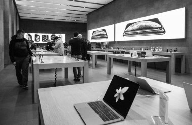 Elma stok içinde çeşitli teknolojileri satın müşteriler 