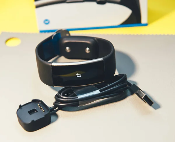 Accesories near pairing new Microsoft Band 2 — Stock fotografie