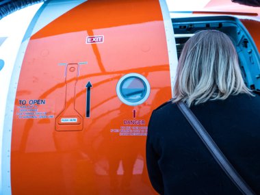 Airbus A320-214 Easyjet havayolları kişi tarafından işletilen uçak girin