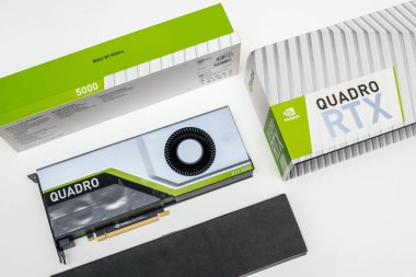 NVIDIA Quadro Rtx 5000 Gpu görünümü unboxing yukarıda