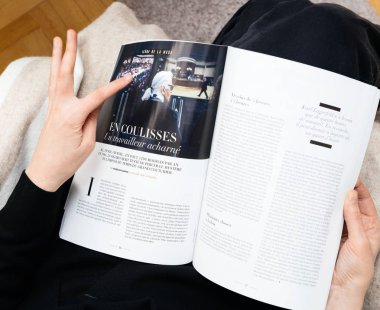 Kadın Le Figaro haraç Karl Lagerfeld ölümüne okuma
