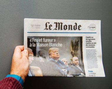 Le Monde gazetesi Donald Trump ile tutan adam