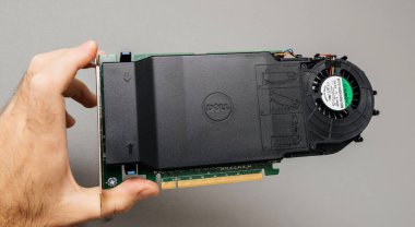 Dell Ultra hızlı sürücü dört Nvme M.2 PCIe x16 kartı 4 Yuvaları