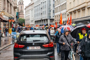 Emmanuel Macron işçi reformlara karşı siyasi Mart