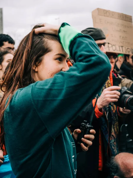 Young girl global movement Fridays for Future people — Stock Photo, Image