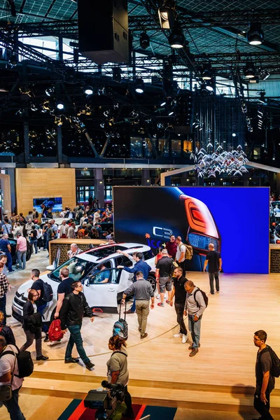 Exposição Mondial Paris Motor Show com novo Citroen SUV c5 Aircross híbrido — Fotografia de Stock